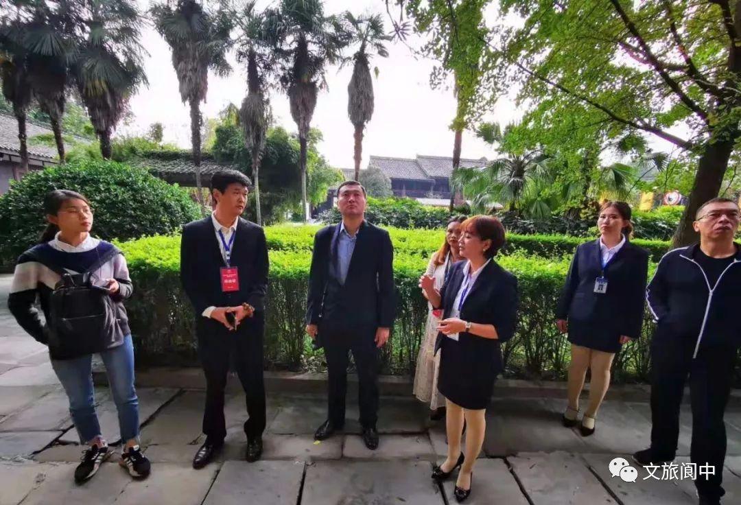 鄧晴的日常，愛與陪伴的溫馨時光